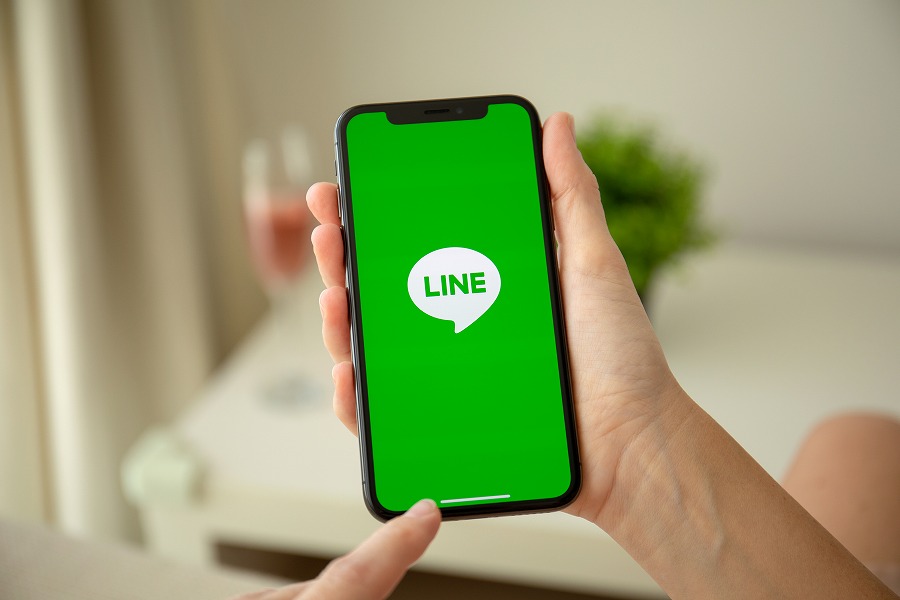 LINEにて